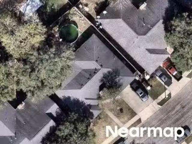 House for sale in Victoria