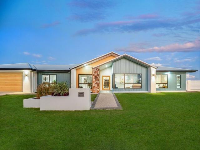 Cottage for sale in Morwell, Victoria