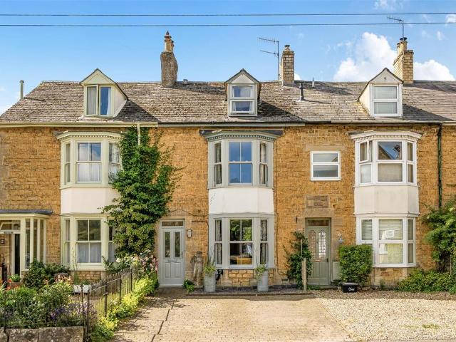 House for rent in Fossebridge, Gloucestershire