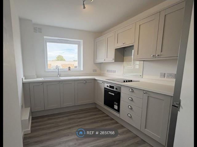 Apartment for rent in Camberley, Surrey Heath