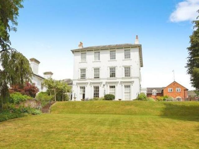 House for sale in Barbourne, Worcestershire