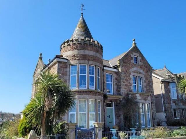 House for sale in Mount Ambrose, Cornwall