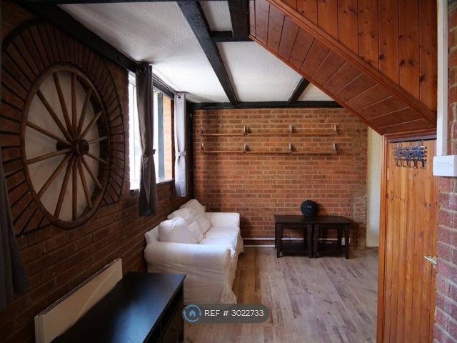 House for rent in West Norwood, Greater London