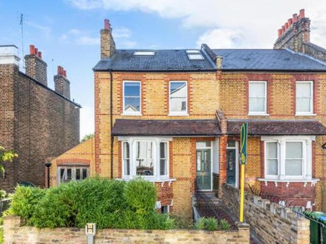 House for rent in Lyons, Greater London