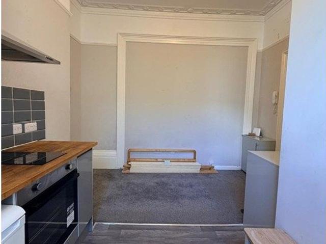 Studio for rent in Brunswick