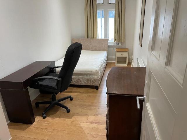 Room for rent in Brunswick