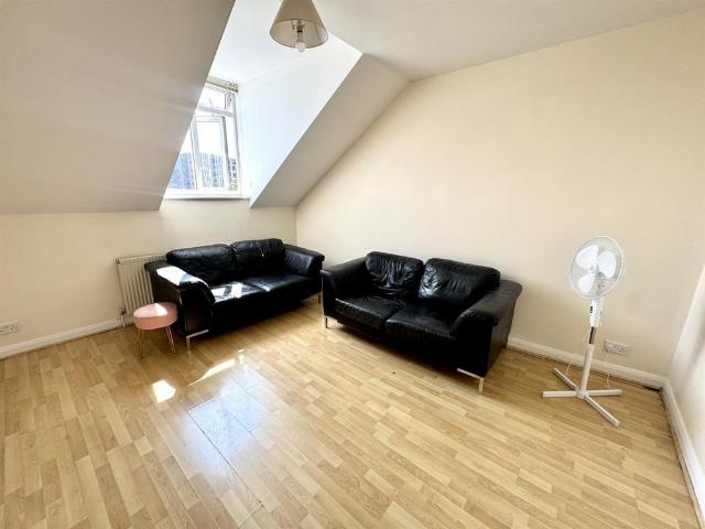 Apartment for rent in London Borough of Croydon, Selhurst