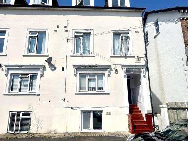 Apartment for rent in London Borough of Croydon, Selhurst