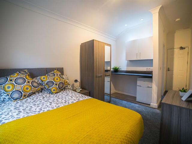 Room for rent in Gravelly Hill, Birmingham