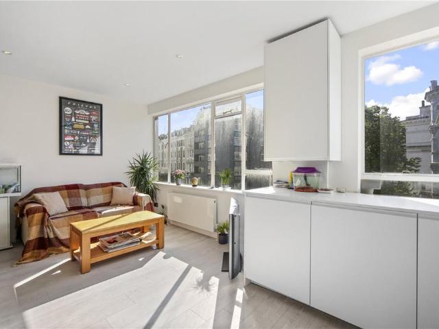 House for rent in Notting Hill, Greater London