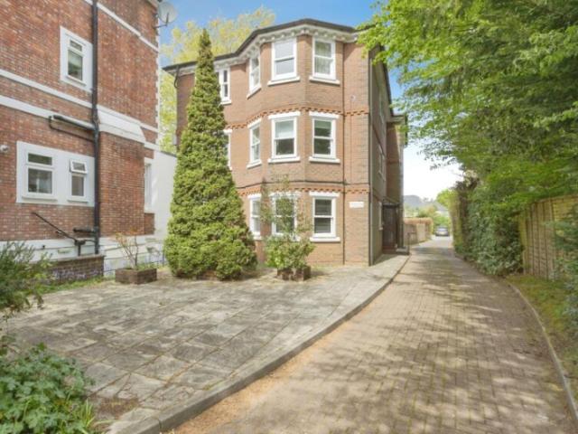 Apartment for rent in St James, Sandown Park