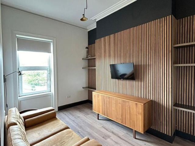 Apartment to rent in Bluebell, North Tipperary