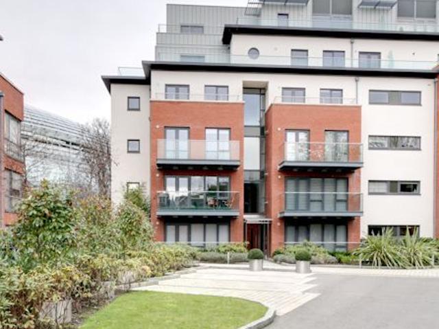 Apartment to rent in Bluebell, North Tipperary