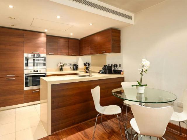 House for rent in Clapham Junction, Greater London