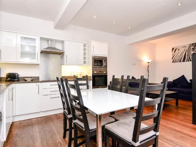 Apartment for rent in The Borough, Greater London