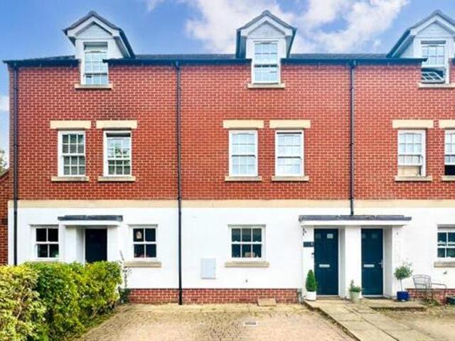 House for sale in Lyons, Greater London