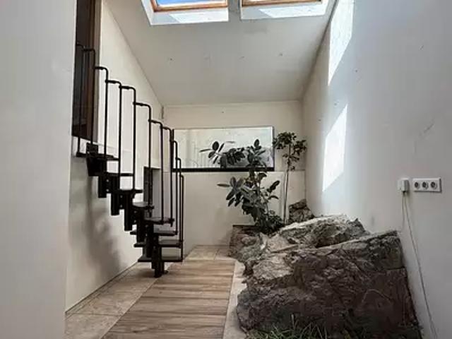 Maison vente à Les Monthieux, Lantignié