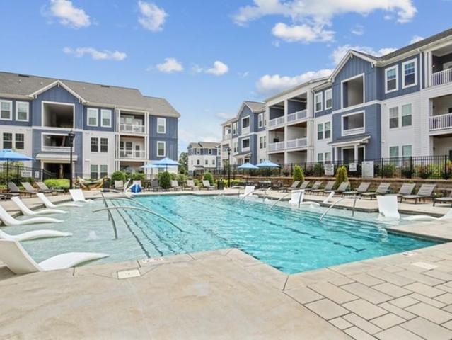 Apartment for rent in Lantower Garrison Park Apartments, Charlotte