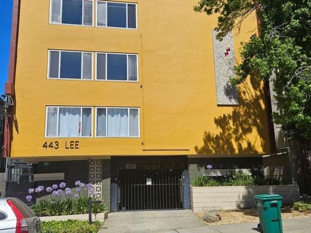 Apartment for rent in Oakland, California