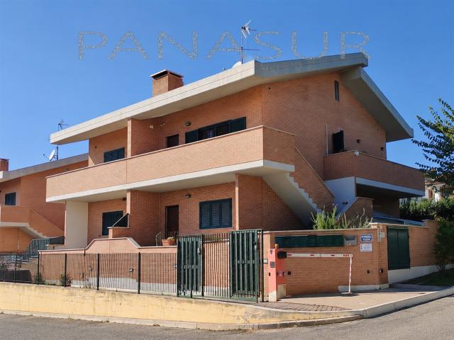 Casa in vendita a Roma Capitale, Lazio