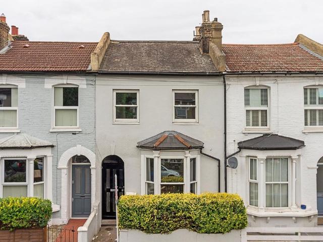 House for rent in Nunhead, Greater London