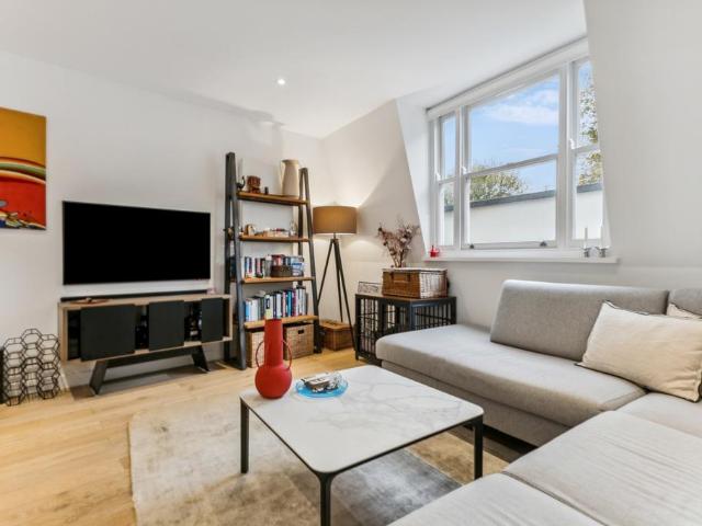 Apartment for rent in London Borough of Camden, Greater London