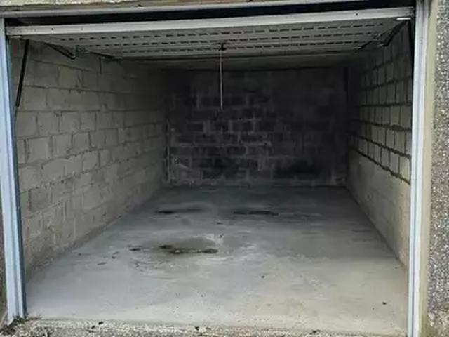 Garage vente à Laon