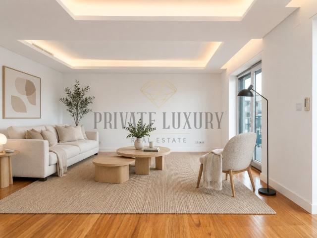 Apartamento venda em Estrela, Lisboa