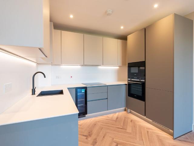 Apartment for rent in Springfield Village, Greater London