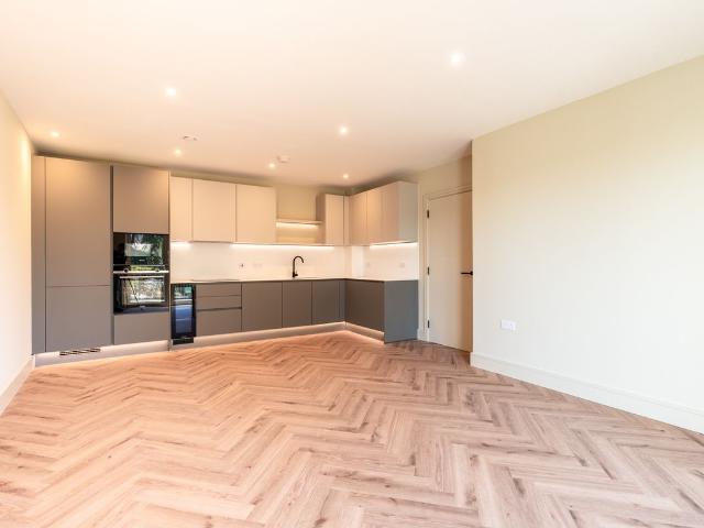 Apartment for rent in Springfield Village, Greater London
