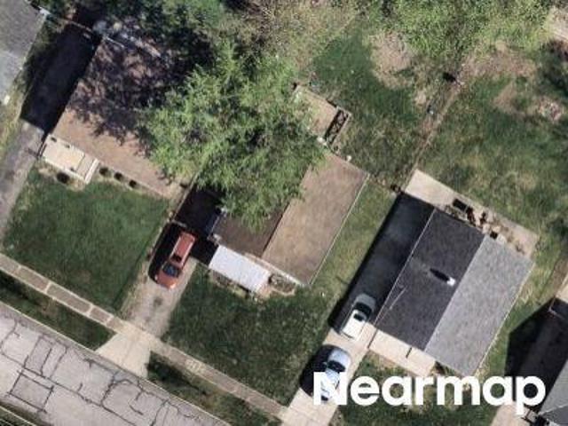 House for sale in Roselawn, Ohio