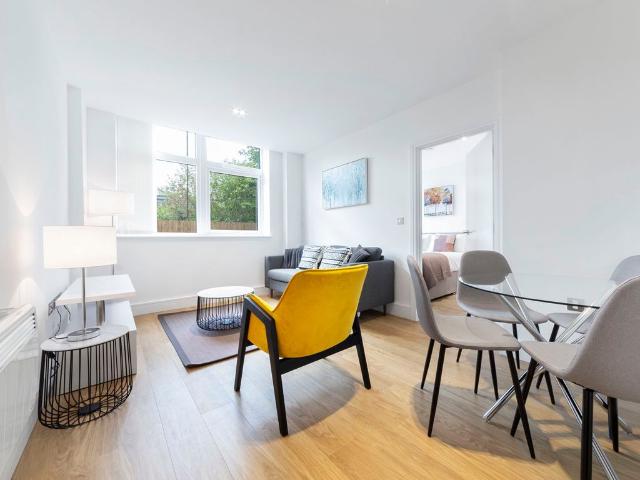 Apartment for rent in Farley Hill, Spring Park
