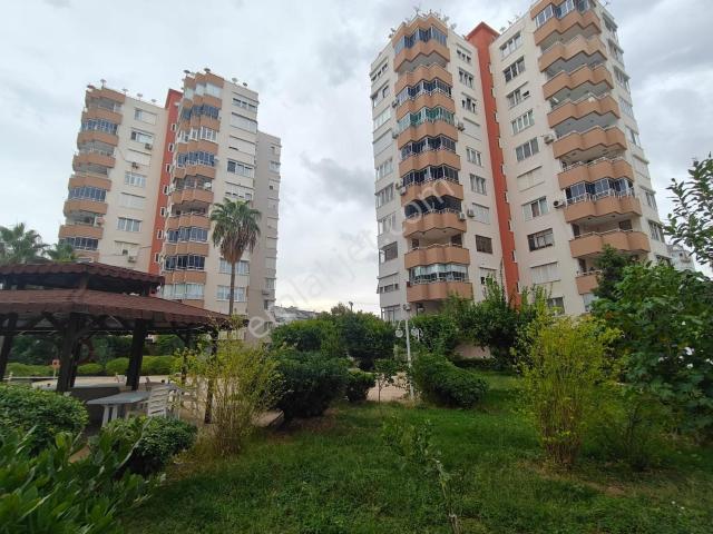 Antalya, Muratpaşa içerisinde kiralık mülk