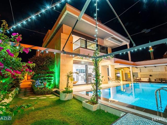 Ermenek Mahallesi, Muratpaşa içerisinde satılık Villa