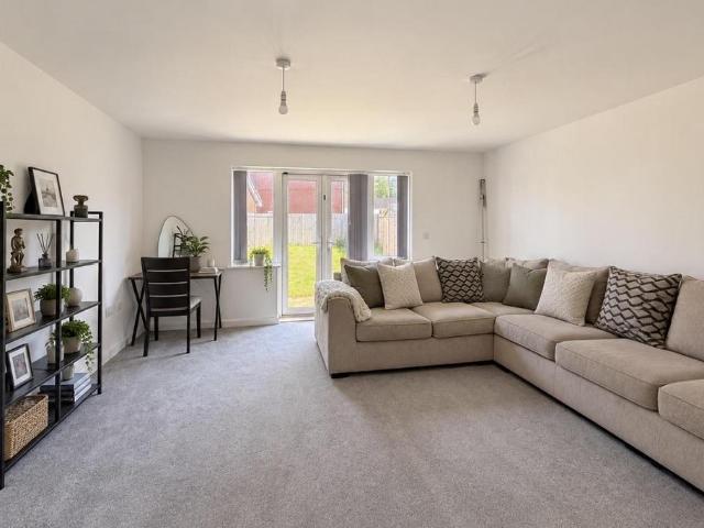 House for rent in Red Lodge, West Suffolk