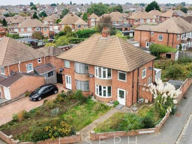 House for sale in Castle Hill, Key Street