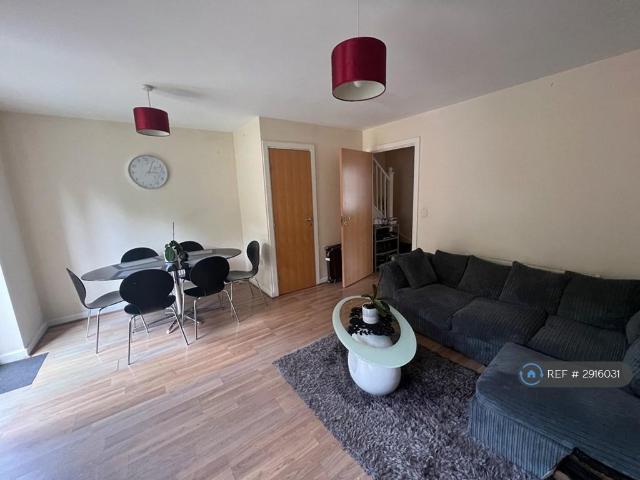 House for rent in Black Friars, Old Wharf