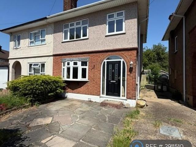 House for rent in Collier Row, Greater London