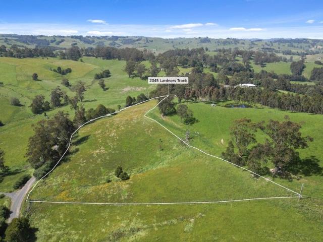 Land for sale in Victoria