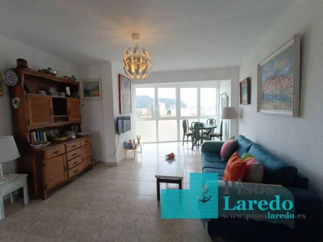 Apartamento en alquiler en Laredo