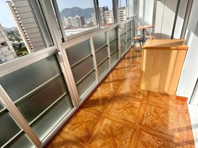 Apartamento en alquiler en Laredo
