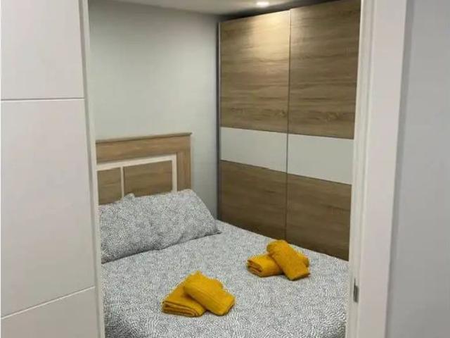 Apartamento en alquiler en Laredo