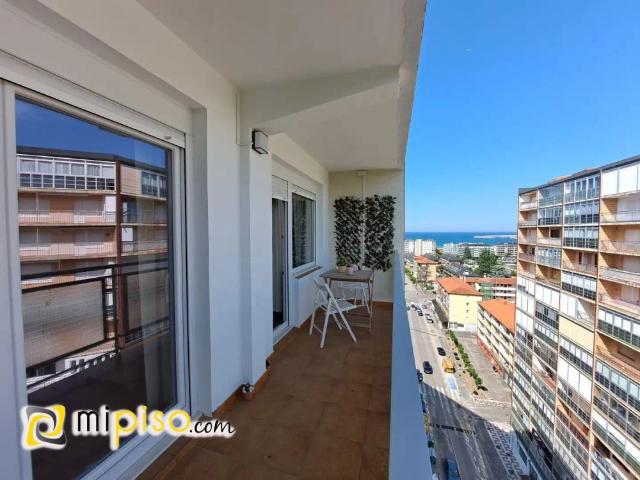 Apartamento en alquiler en Laredo
