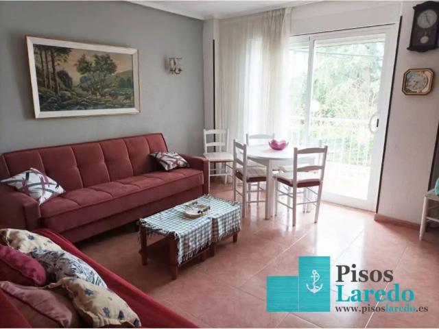 Apartamento en alquiler en Laredo