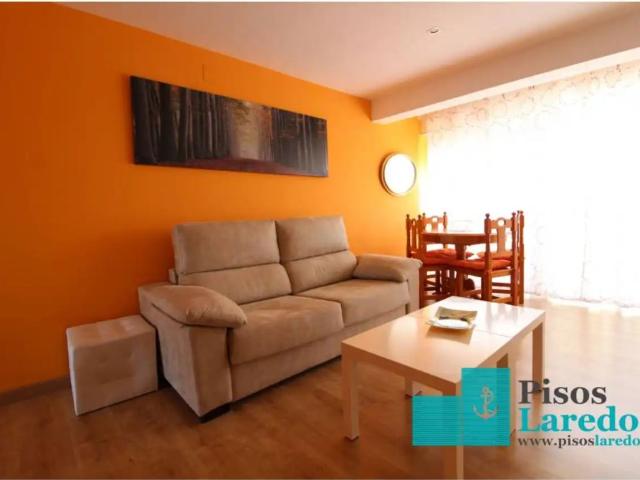 Apartamento en alquiler en Laredo