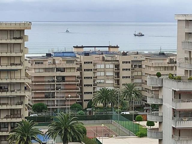 Apartamento en alquiler en Laredo