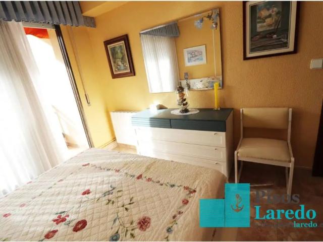Apartamento en alquiler en Laredo