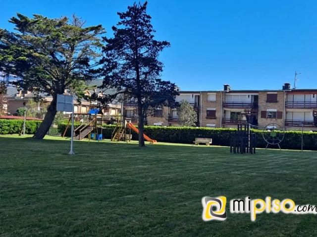 Apartamento en alquiler en Laredo