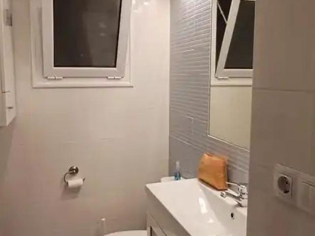 Apartamento en alquiler en Laredo