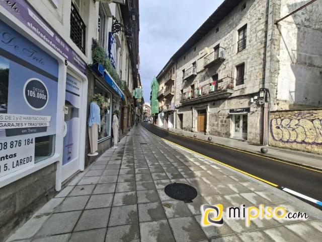 Apartamento en alquiler en Laredo